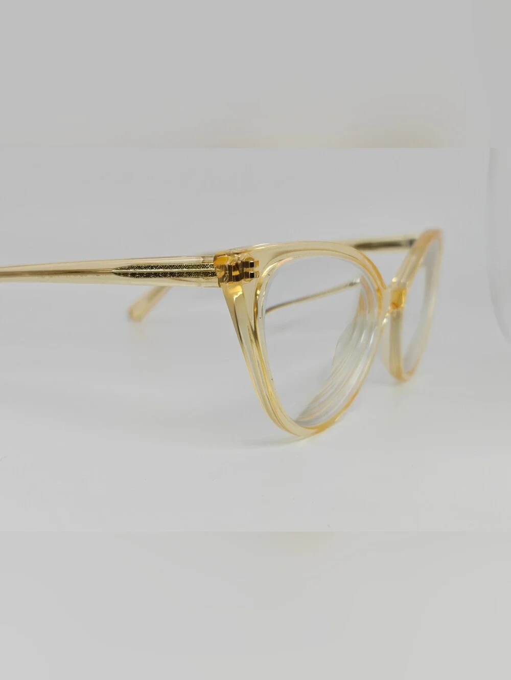 Quartet. Clear Yellow Cat-Eye Women's Fashion Glasses.